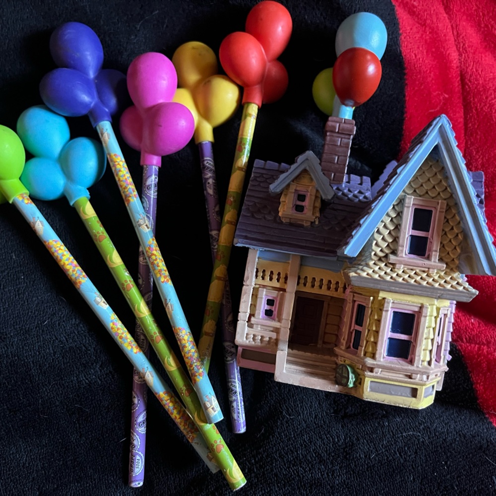 UP pencil holder
